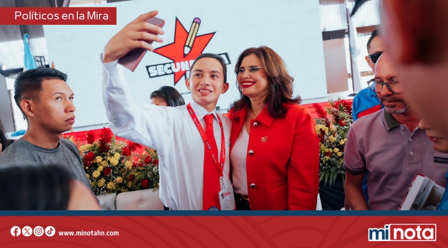Rixi Moncada dialoga con jóvenes y promete educación gratuita, justicia tributaria y empleo juvenil