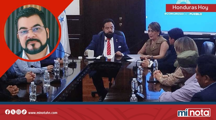 Marco Eliud insta al Congreso a contar votos ante megafraude electoral